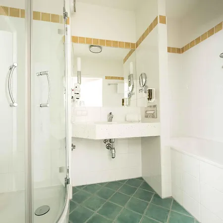 ホテル Staribacher Suedsteiermark 4*